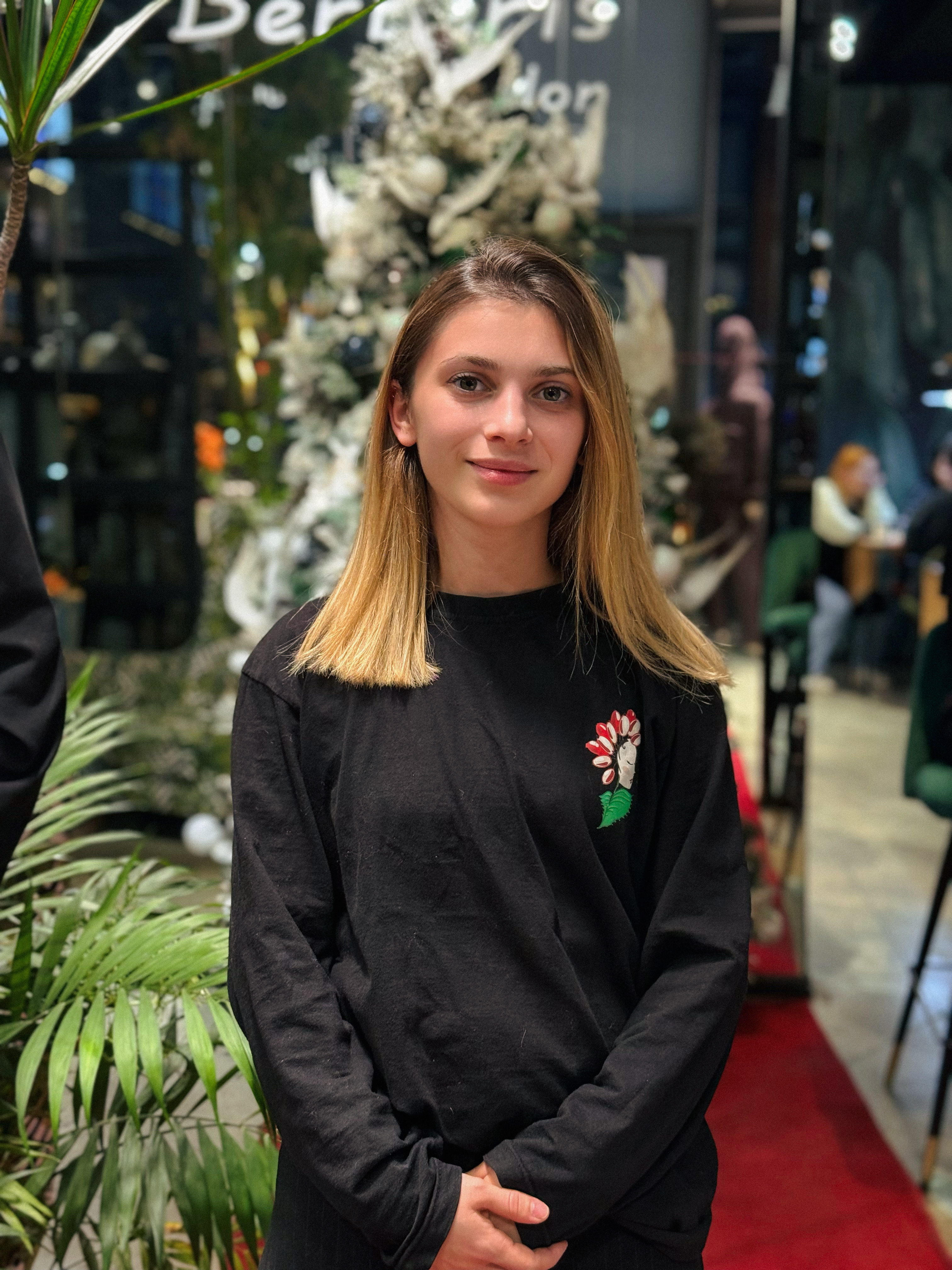 ნინი ლურსმანაშვილი