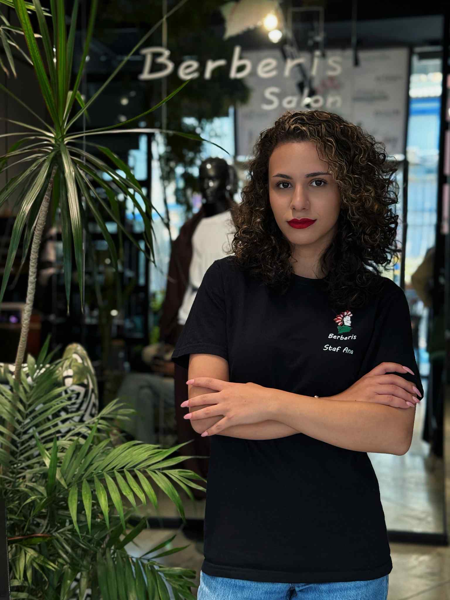 ანა როსტომაშვილი