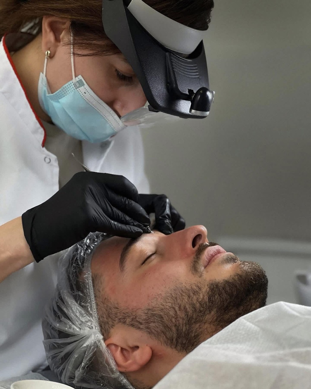 წარბის კორექცია